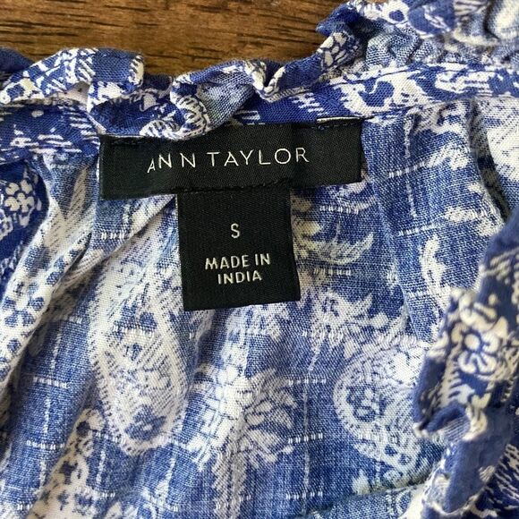 Ann Taylor Paisly Tiered Shift Dress Womens Small Blue Ruffle Sleeve Boho - Picture 5 of 9